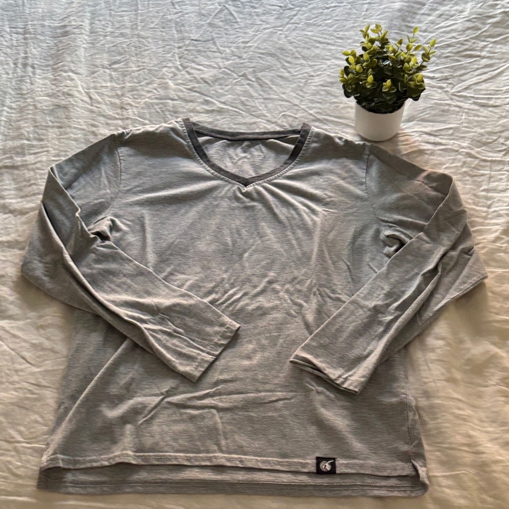 Gray Long Sleeve V-Neck Shirt